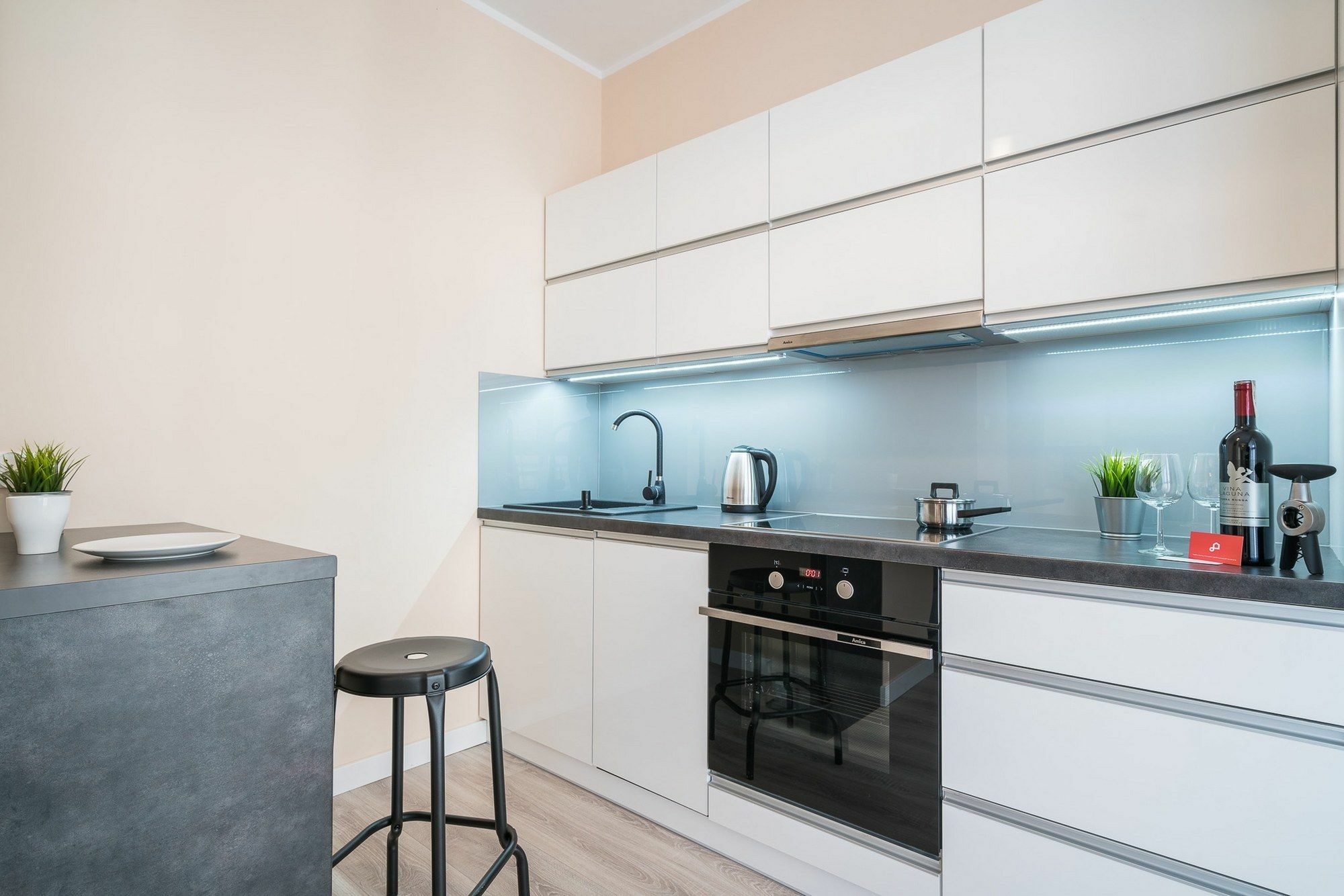 Rentplanet - Odra Tower Apartment Wrocław Exterior foto